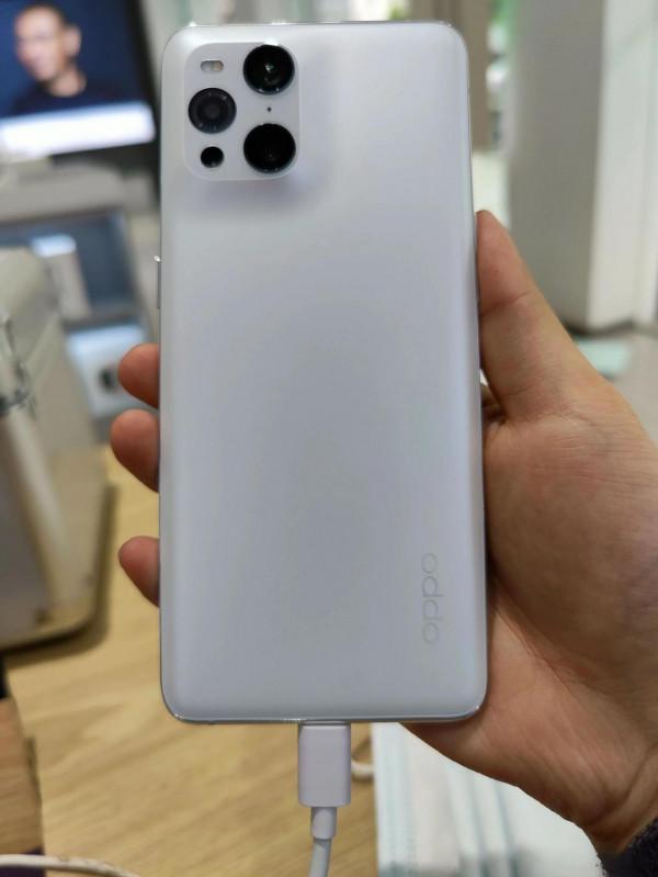 OPPO findX3 PRO 專業攝影旗艦手機,吐槽優缺點 OPPO findX3 PRO 專業攝影旗艦手機,吐槽優缺點