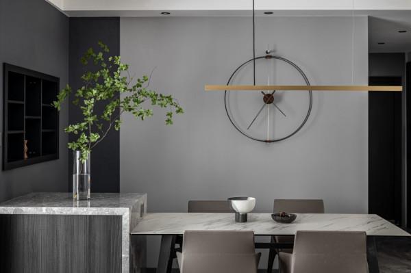 120平米現代兩室兩廳，90後年輕小夫妻的藝術氣息小家，溫馨舒適