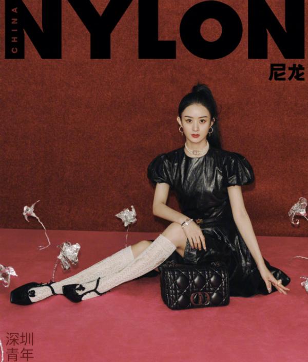 趙麗穎新刊變小魔女！花苞蓬蓬裙比人都大一圈，搭配棉服竟不老氣