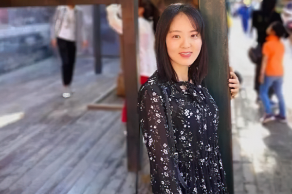 婉拒留洋邀請，被譽為&OpenCurlyDoubleQuote;半導體奇女子&rdquo;，美女科學家為何引來爭議