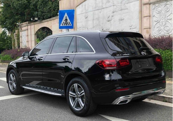 賓士GLC:從加價2萬到連跌3.5萬,30天狂賣10879輛 賓士GLC:從加價2萬到連跌3.5萬,30天狂賣10879輛