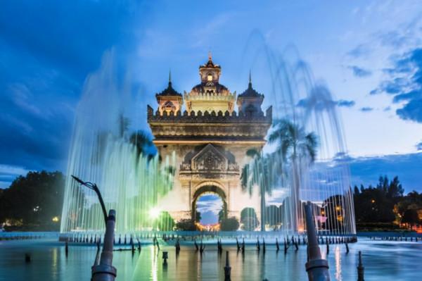 在泰國花100塊僱私人導遊，以為撿到寶？誰知貓膩在晚上