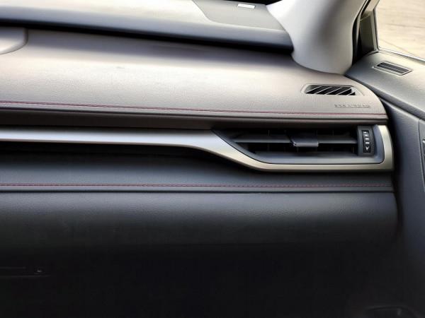 試駕雷克薩斯RX450hL:堅守古典豪華主義 試駕雷克薩斯RX450hL:堅守古典豪華主義