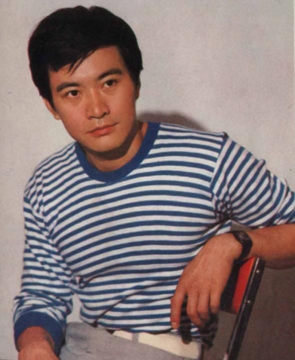 周裡京的痛心往事：事業最巔峰時，妻子在家遇害，成為他一生的痛