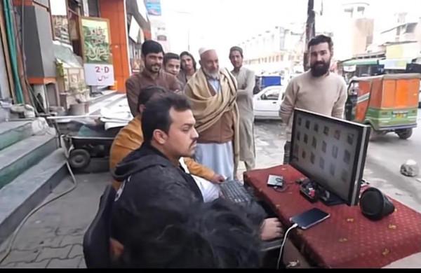 巴基斯坦最神秘的“3種職業”?窮人靠麻雀日賺120元,巴鐵加油 巴基斯坦最神秘的“3種職業”?窮人靠麻雀日賺120元,巴鐵加油