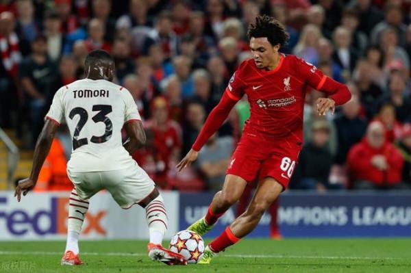 歐文提醒克洛普:很多人30歲了,不換年輕人到一線隊,就要改踢法 歐文提醒克洛普:很多人30歲了,不換年輕人到一線隊,就要改踢法