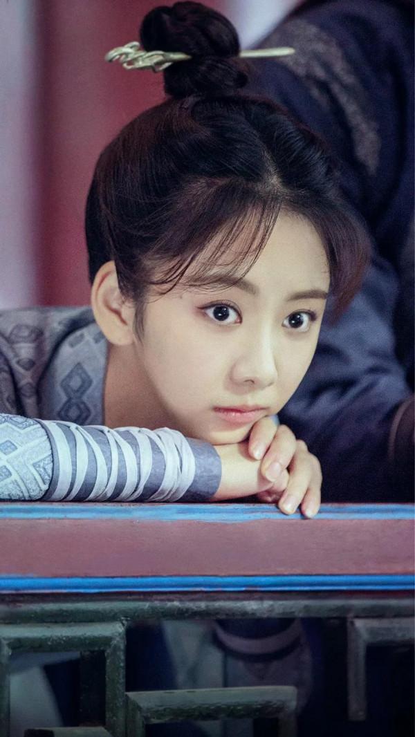 精美圖集｜譚松韻甜美可愛，少女感十足