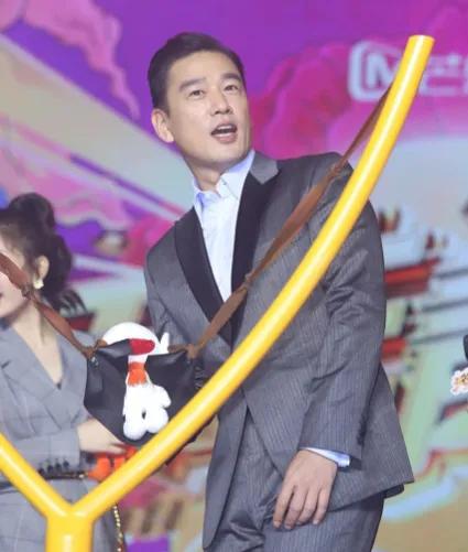 王耀慶的妻子郭晏青：丈夫成名背後有艱辛，每月探班雖累卻也幸福