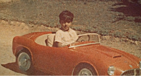 一生奢靡無度的印度富豪，卻拖欠員工工資，逼死員工妻子