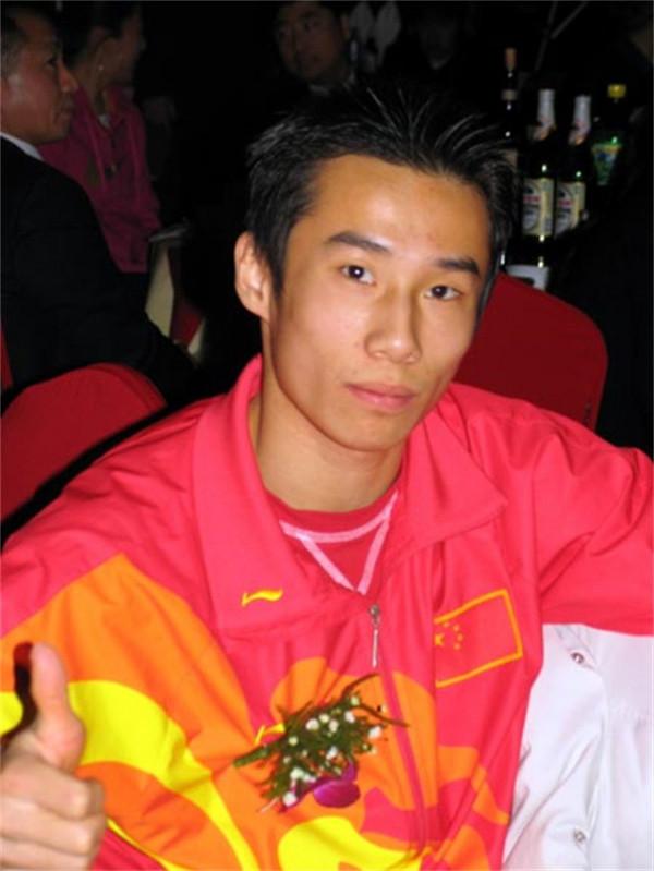 奧運冠軍肖欽:女友詐騙5800萬,被牽連退役,消失8年後再次露面 奧運冠軍肖欽:女友詐騙5800萬,被牽連退役,消失8年後再次露面