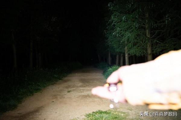 2021強光手電選購經驗 篇一:盤點我的高性價比強光手電筒 2021強光手電選購經驗 篇一:盤點我的高性價比強光手電筒