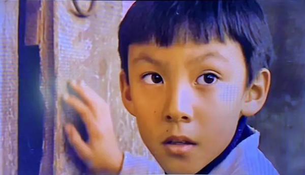 頂著噓聲拼命、父親去世才暴露身份，這8位星二代，每個都不簡單