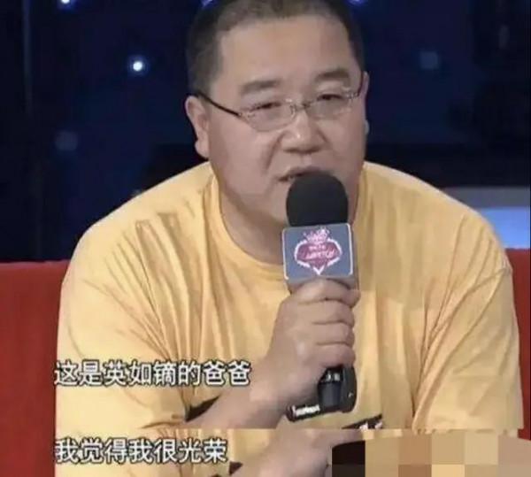 同爹不同媽，愛偏心，這6對星二代的生活差距太大，現實又扎心
