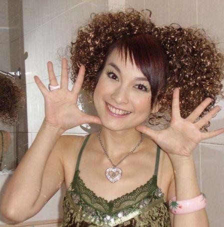 曾經的吳昕你愛搭不理，如今的她你高攀不起，果然是藏得太深