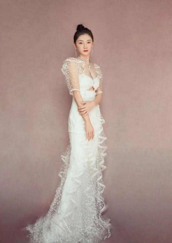 小獵豹鄭凱撿到寶了,苗苗氣質出眾 小獵豹鄭凱撿到寶了,苗苗氣質出眾