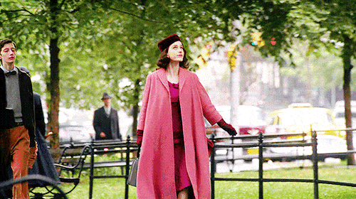 55歲依然要穿Lolita逛街買菜，是勇敢追求美，還是“么蛾子”？