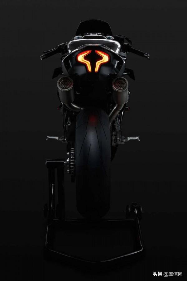 來看一下春風SR-C21量產車長什麼樣 來看一下春風SR-C21量產車長什麼樣