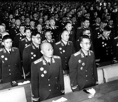 55年授銜，毛主席將王建安從上將名單中勾掉：驕傲自滿，授中將