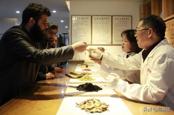 英國華裔一家四口10年前慘遭滅門，兇手居然是華人合作伙伴