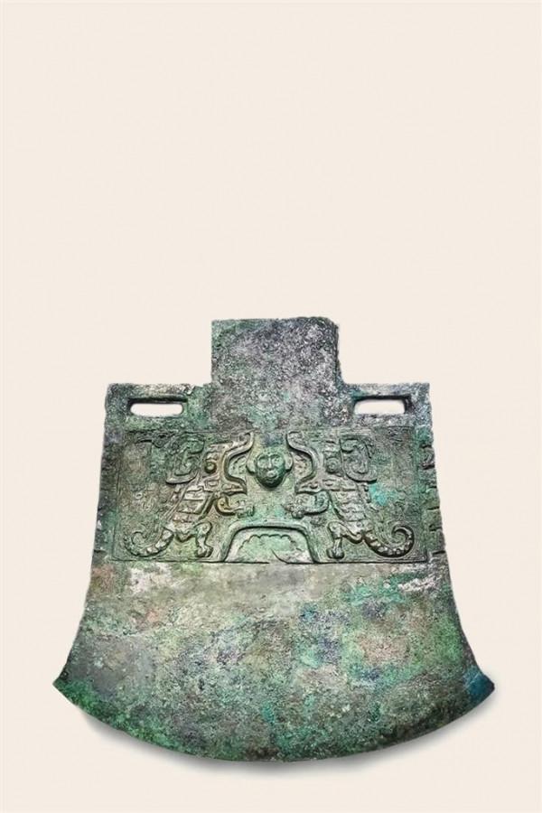 古代這些權杖 深埋黃沙中 難入君王手 古代這些權杖 深埋黃沙中 難入君王手