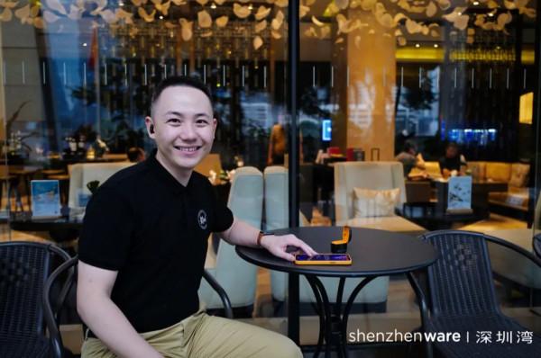 盧米埃影院的音響、兩千多元的 TWS 耳機、邁凱倫的聯名，我們與傑士聊了聊高階打法