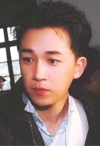 潘粵明:離異後,董潔不讓我看兒子,我的親情愛情都有淚 潘粵明:離異後,董潔不讓我看兒子,我的親情愛情都有淚