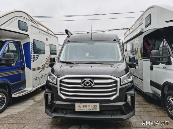 動力、續航、油耗相同，國產車能設計成啥樣？分享2款吉姆西B型車