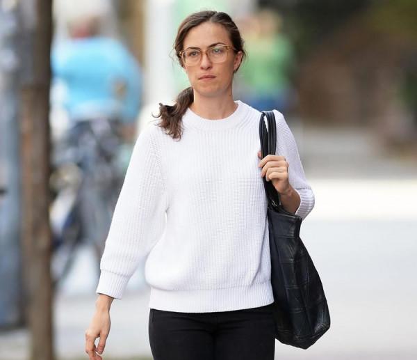 10年前喬布斯去世，上百億遺產，大女兒只分得幾百萬，為啥會這樣