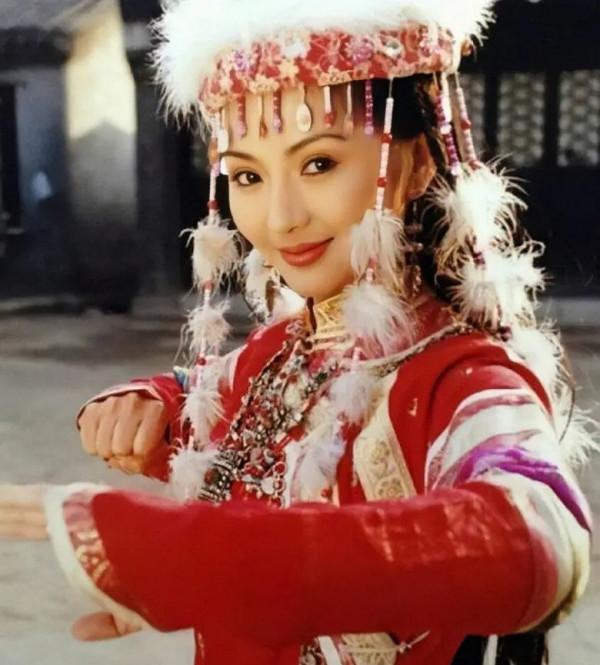 苦命的劉丹:27歲去世,父親殉職,哥哥離世,蕭劍為她掃墓21年 苦命的劉丹:27歲去世,父親殉職,哥哥離世,蕭劍為她掃墓21年