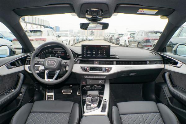 3.0T V6+8AT+機械quattro，奧迪S5扮豬吃虎上演暴力美學