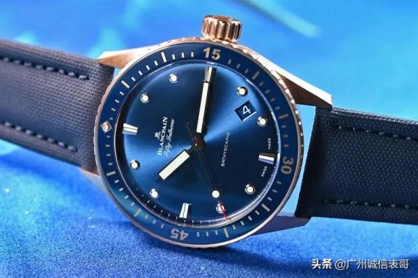 獨特又尊貴：Blancpain Bathyscaphe Sedna金色潛水錶