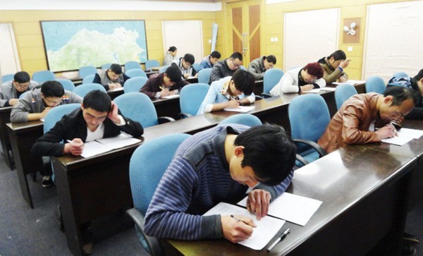 部分985、211畢業生,正在變成“高學歷窮人”,這種現象值得警惕 部分985、211畢業生,正在變成“高學歷窮人”,這種現象值得警惕