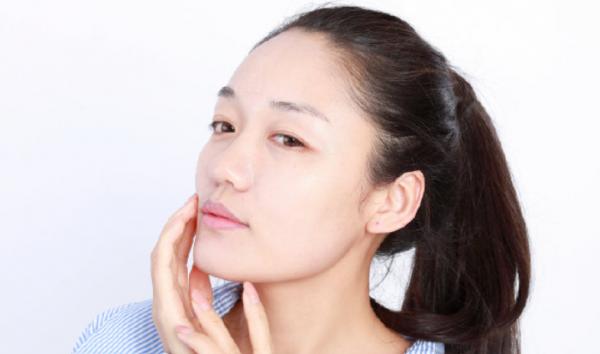 乳液和麵霜到底有何不同？看完這篇，你就知道該選哪個了