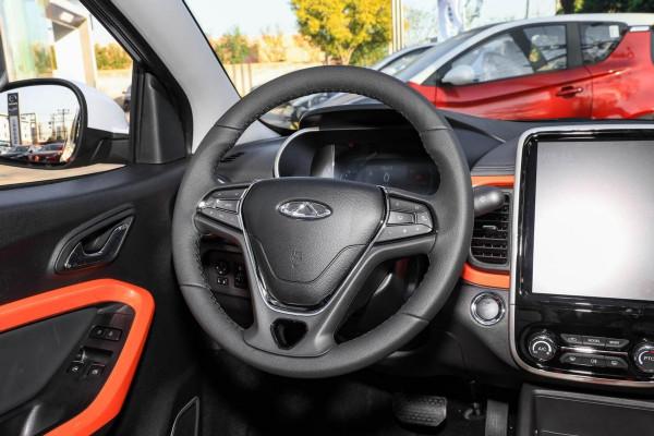 年輕又時尚，奇瑞小螞蟻5.99萬起售，最低續航301km，代步很合適