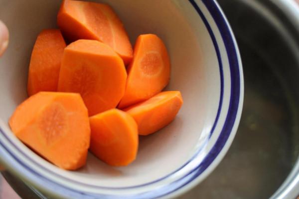 深秋了,我家常給孩子喝這碗老鴨湯,營養好喝不上火,趕緊做起來 深秋了,我家常給孩子喝這碗老鴨湯,營養好喝不上火,趕緊做起來