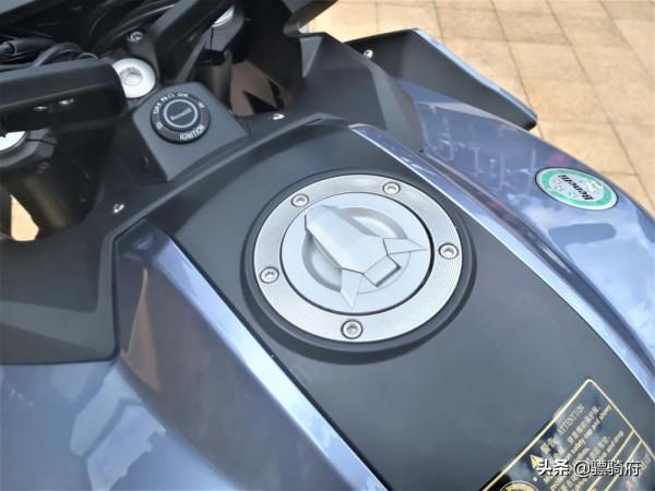 國產“小金翼”——貝納利超公升級豪華旅行車1200GT試駕感受