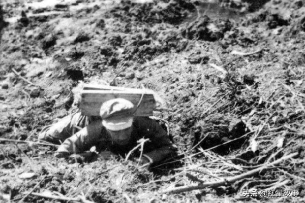 上甘嶺戰役中的通訊員小兵 上甘嶺戰役中的通訊員小兵