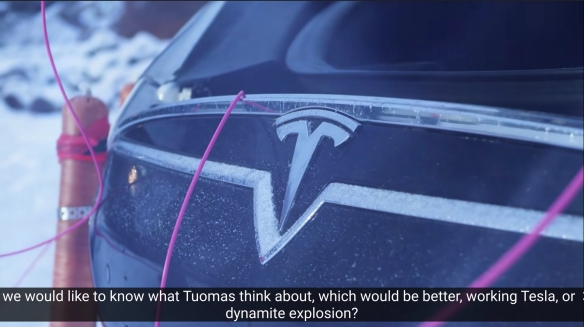 特斯拉車主不滿維修費高達2萬歐元 綁上炸藥將車炸燬 特斯拉車主不滿維修費高達2萬歐元 綁上炸藥將車炸燬