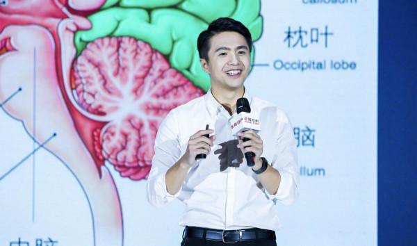 那個在《最強大腦》諷刺郭敬明像女人的魏坤琳,現狀如何? 那個在《最強大腦》諷刺郭敬明像女人的魏坤琳,現狀如何?