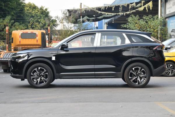 價格、配置調整，2022款北京X7上市