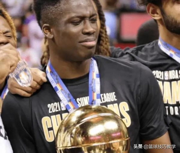 來了!即將簽約!字母哥最小的弟弟準備登陸NBA 來了!即將簽約!字母哥最小的弟弟準備登陸NBA