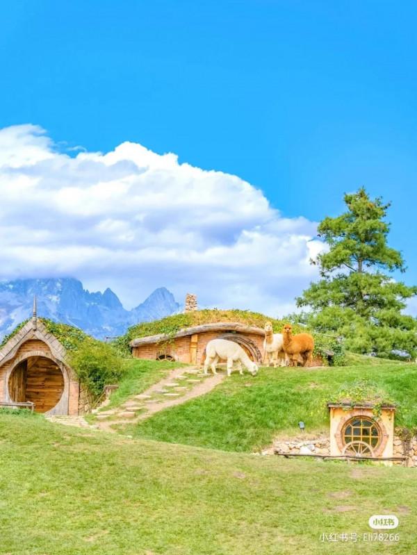 雲南，迷失在聽花谷的宮崎駿童話世界……