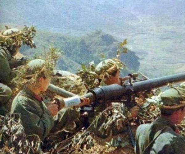 1984年廖錫龍一戰成名,鄧小平拍板:應該重點培養,先讓他當軍長 1984年廖錫龍一戰成名,鄧小平拍板:應該重點培養,先讓他當軍長