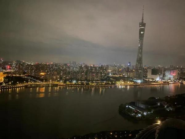 過年回家你賭錢了麼？是不是又輸的精光，提前跑出來了