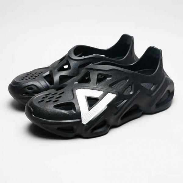 不止李寧和安踏！匹克新款很亮眼，特步休閒鞋崛起，361的也超帥