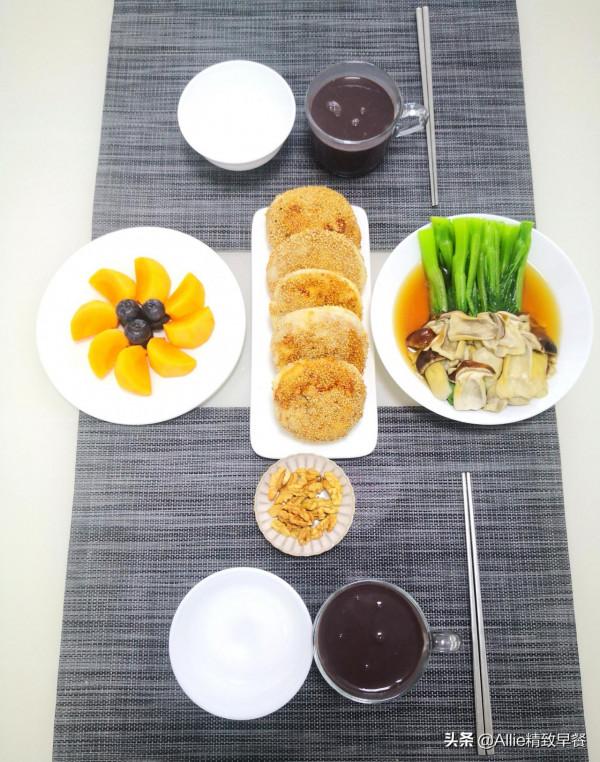 香酥肉餅這樣做,外皮酥脆,鮮嫩多汁,無需發麵,簡單又省事 香酥肉餅這樣做,外皮酥脆,鮮嫩多汁,無需發麵,簡單又省事