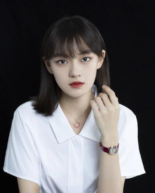 00花來勢洶洶！85、90花還在裝“少女”，真少女已經靠實力拼演技