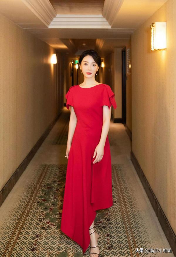 陳數，優雅知性、氣質出眾的高顏值女性，才貌雙全，魅力十足