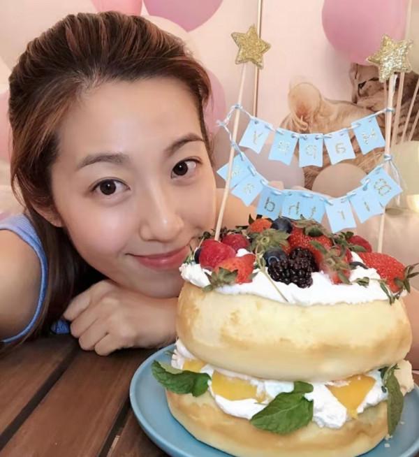 擔心!被曝情緒崩潰尋求醫療協助,TVB女星陳自瑤疑似因婚姻壓力 擔心!被曝情緒崩潰尋求醫療協助,TVB女星陳自瑤疑似因婚姻壓力