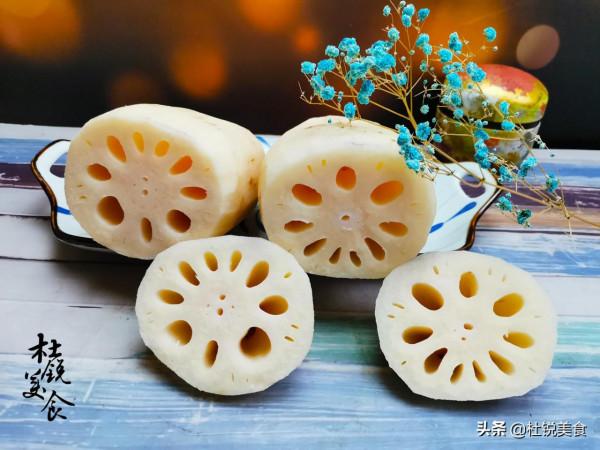 買藕,可要分清紅蓮藕與白蓮藕,口感差別大,買錯難吃還浪費錢 買藕,可要分清紅蓮藕與白蓮藕,口感差別大,買錯難吃還浪費錢